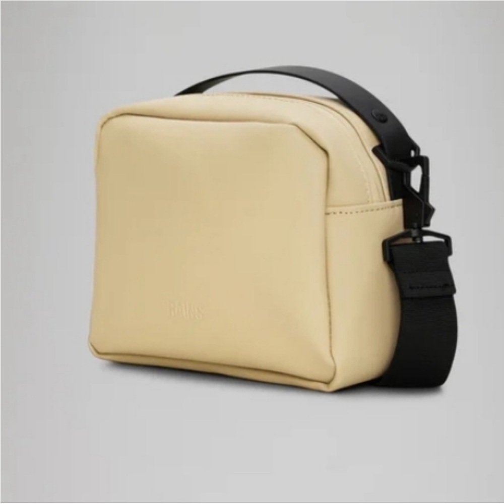 Rains box bag NWT